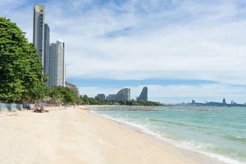 Ar Aeras Pattaya Apartman Kültér fotó